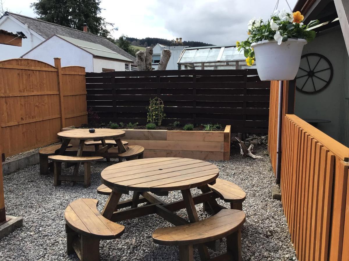 Loch Ness Backpackers Lodge Drumnadrochit Exteriör bild